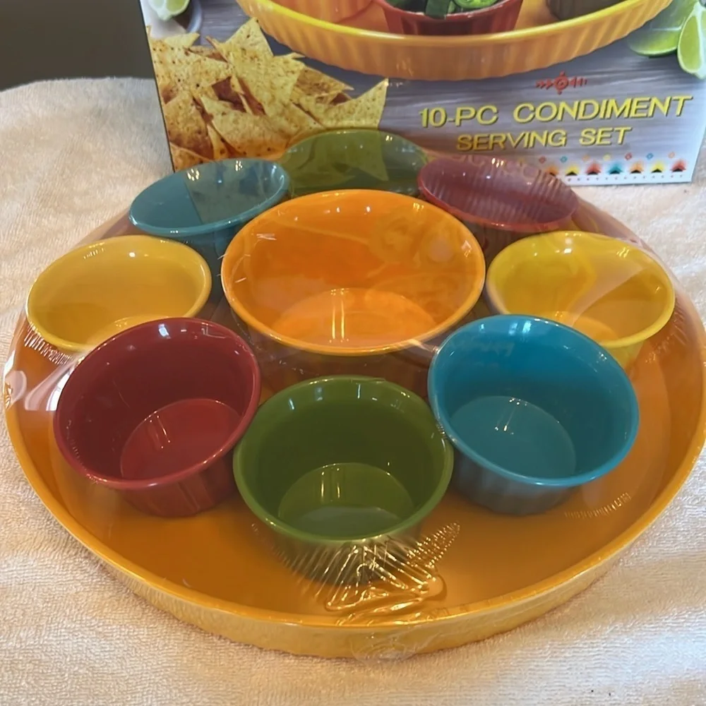 Parini 10 piece melamine condiment serving set NWT